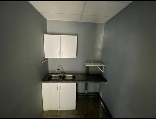 BUSINESS PROPERTY TO RENT IN LYTTELTON